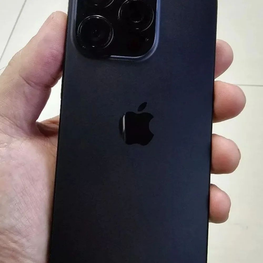 Apple Smartphone with Triple Lens - Dark Gray